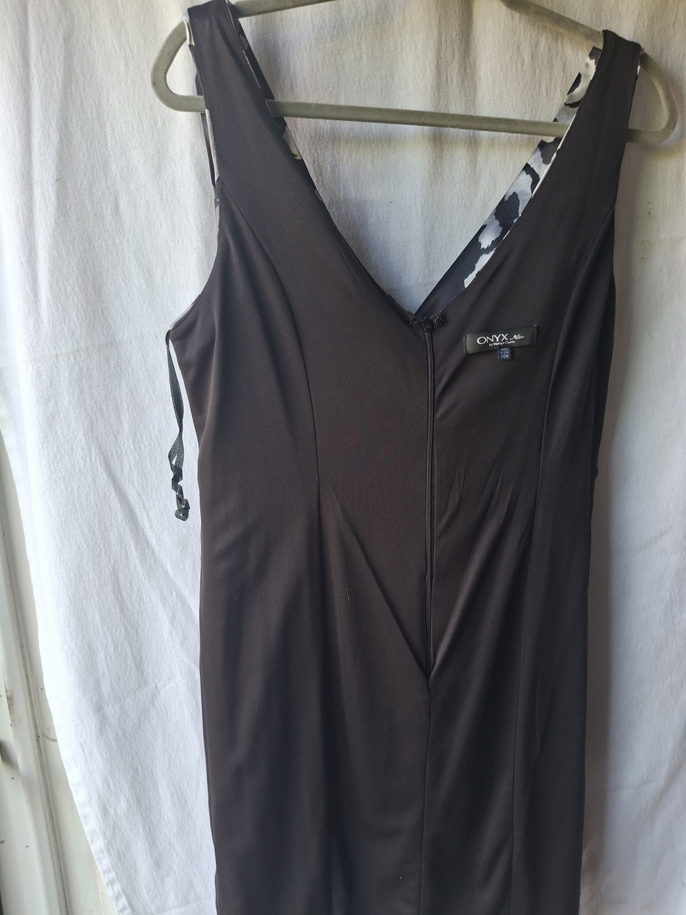Onyx Black andSilver Animal Print V-Neck Dress - Picture 9 of 10